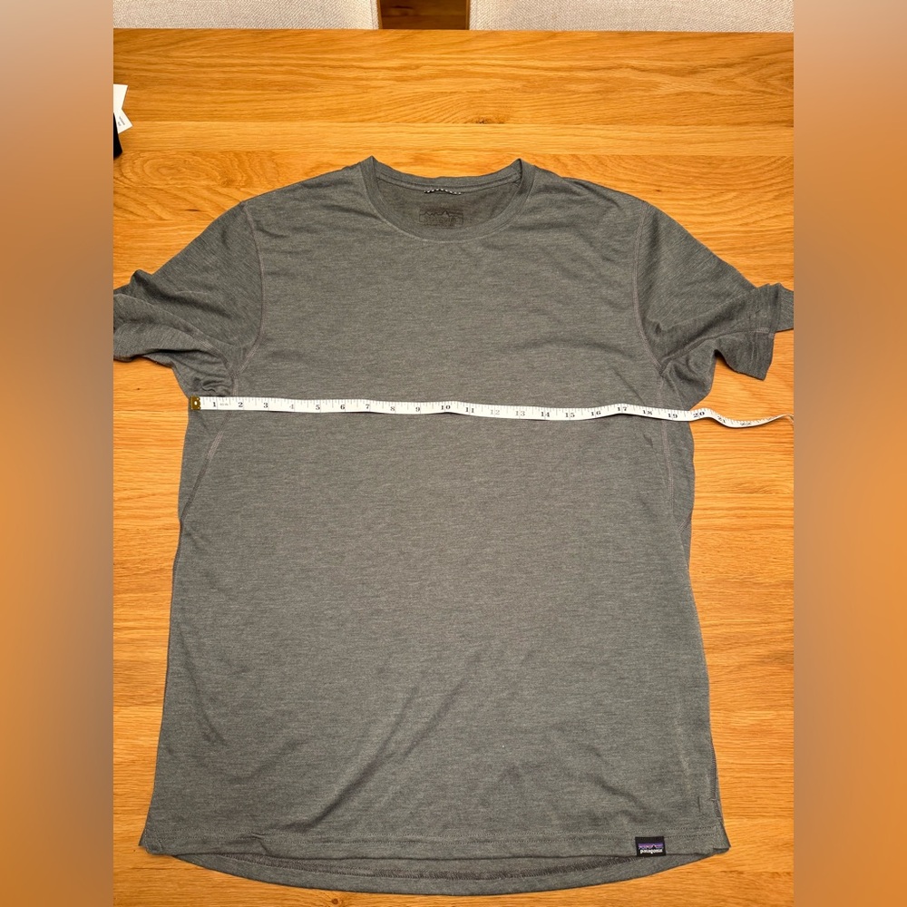 Men’s Patagonia Capilene Cool Trail Shirt Medium Forge Grey